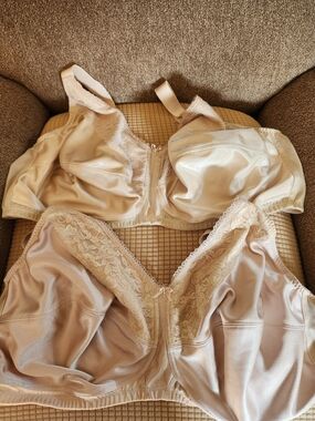 Amoena 52D BRA 2pc LOT NANCY SB Nude Bras
